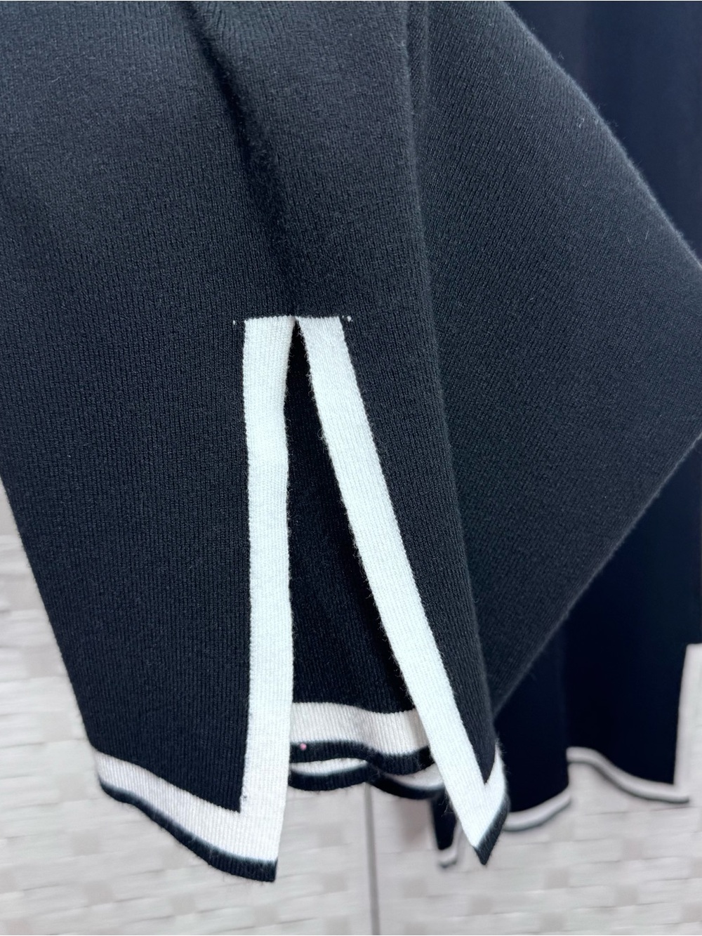 Amazon Black w/White Border Contrast Relaxed Fit Lounge Set Size Large - Picture 12 of 14